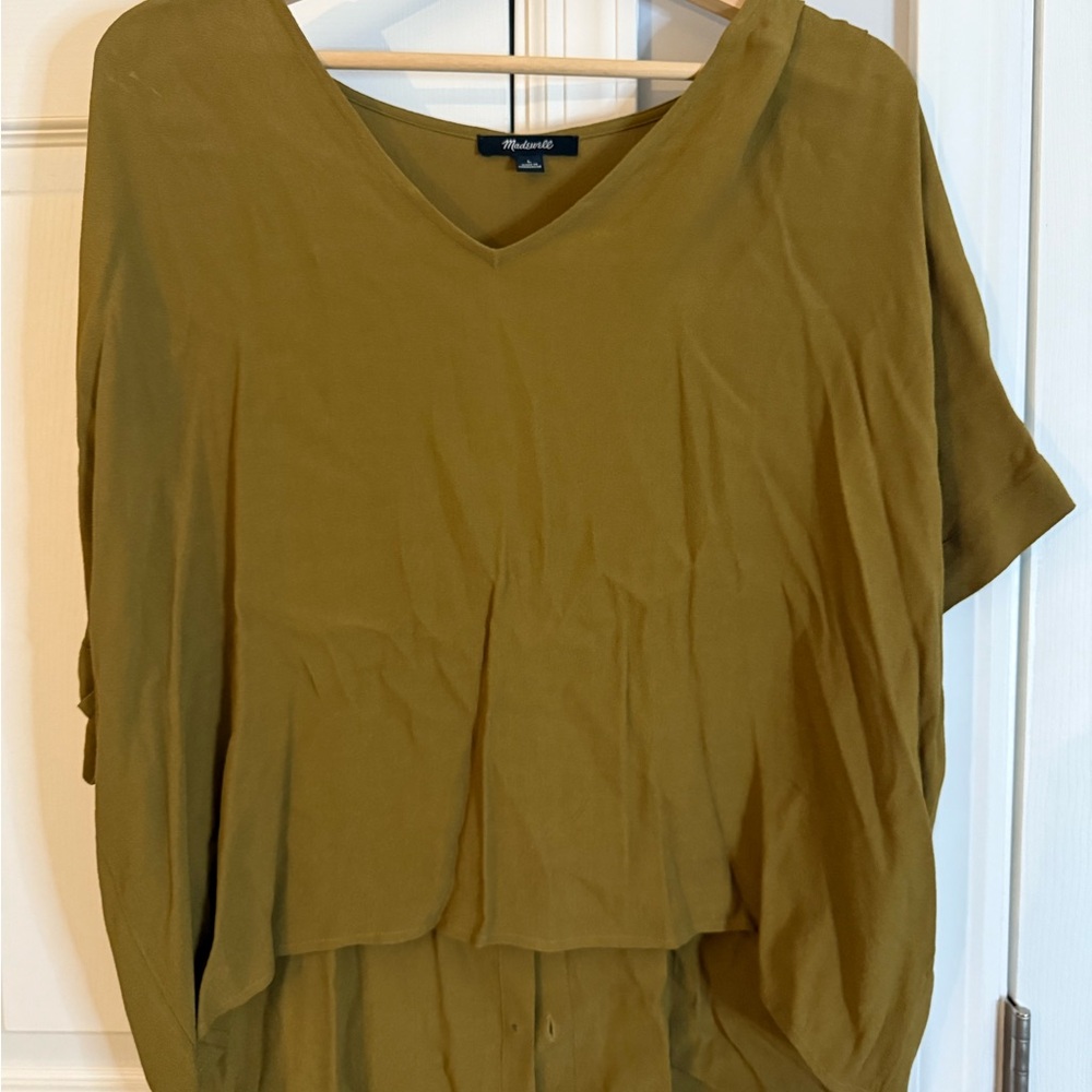 Mossimo Supply Co. Women's Olive Green V-Neck Top